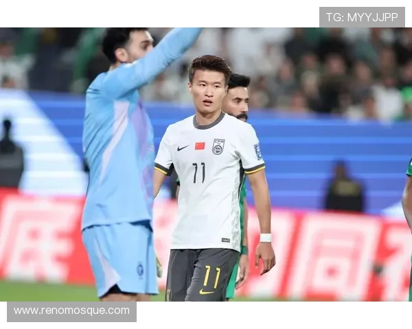 FIFA拟罚捂嘴讲话行为争议